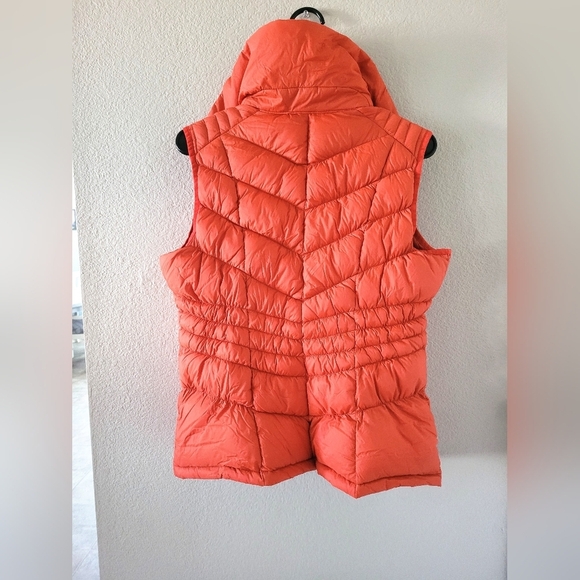 🧡 Michael Kors Puffer Vest - Picture 2 of 5